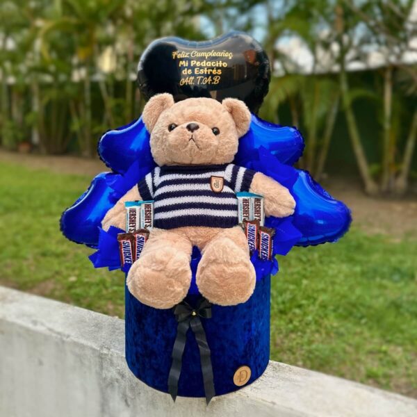 Arreglo completo con peluche de 50 cm, chocolates y globo personalizado