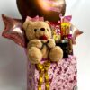 caja sorpresa con peluche, chocolates y globo personalizado